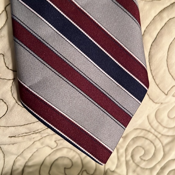 ⚡️2/$15⚡️Designer Collection Michael Reed tie - Picture 4 of 6